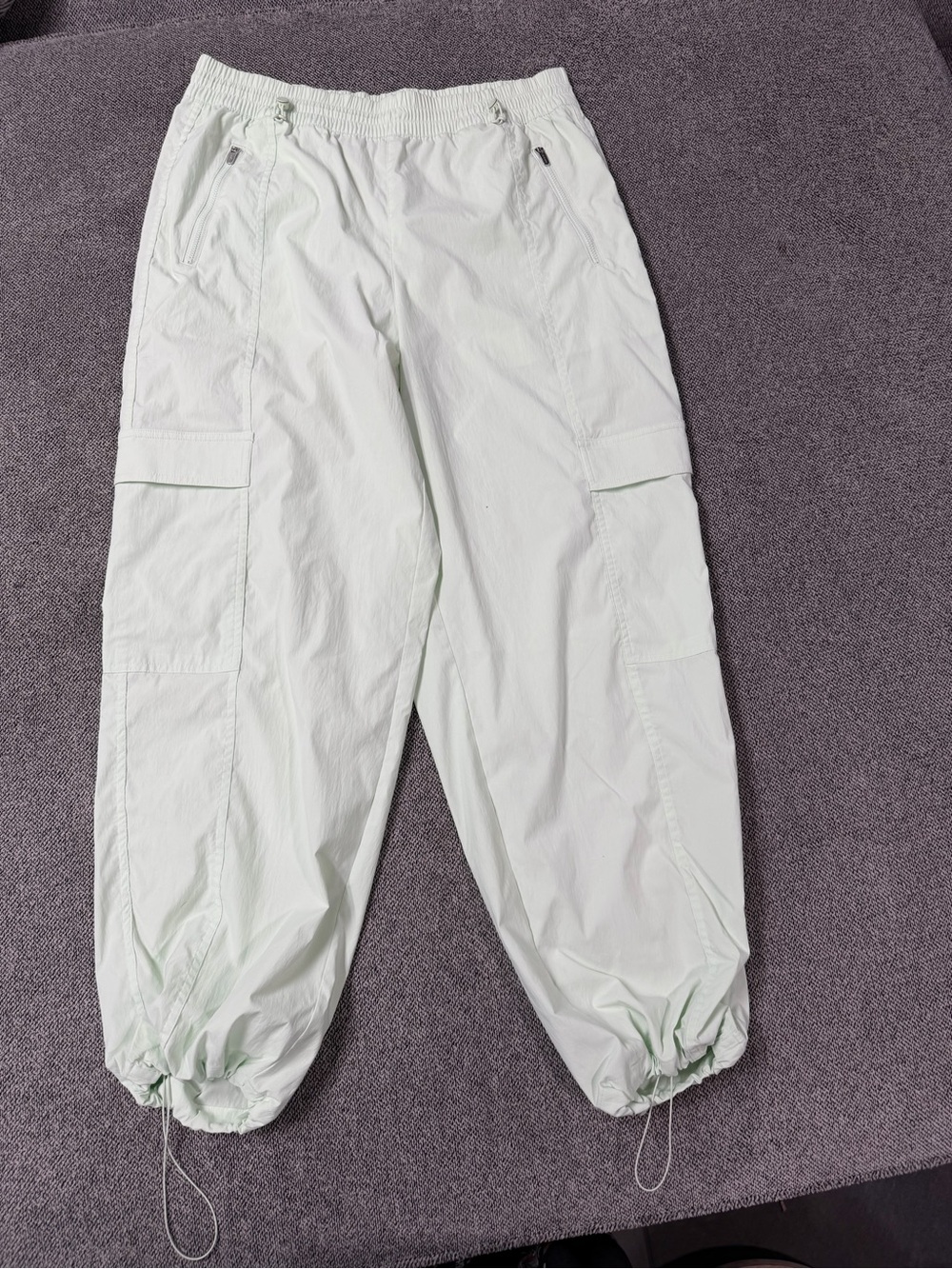 Athleta Parachute Cargo Jogger Pants Light Mint Green Bungee Hem - Women's Large